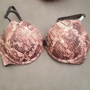32D super pushup bra
